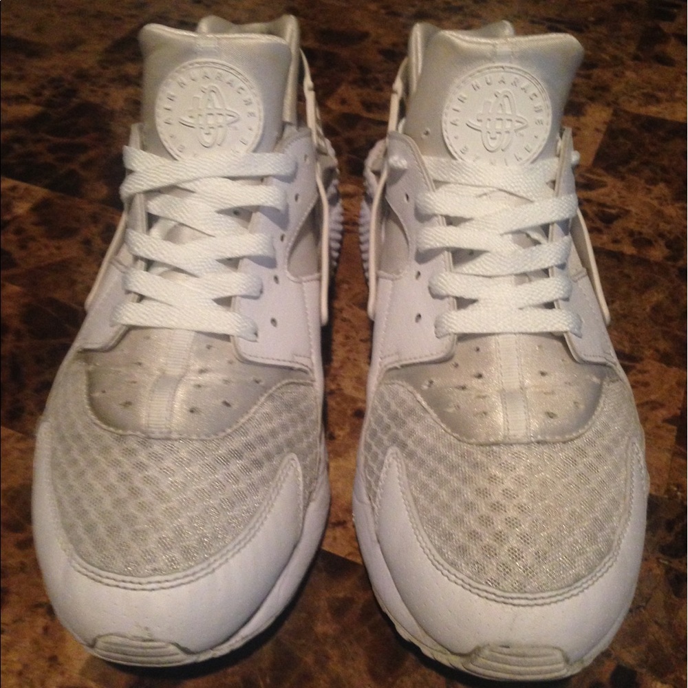 🔥NIKE AIR HURACHES🔥💯USED💯